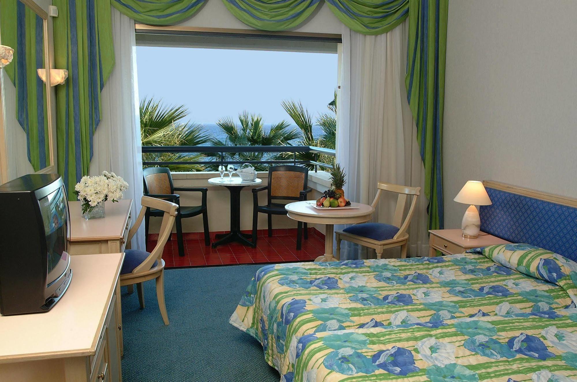 Palm Beach Hotel & Bungalows Lárnaka Rom bilde