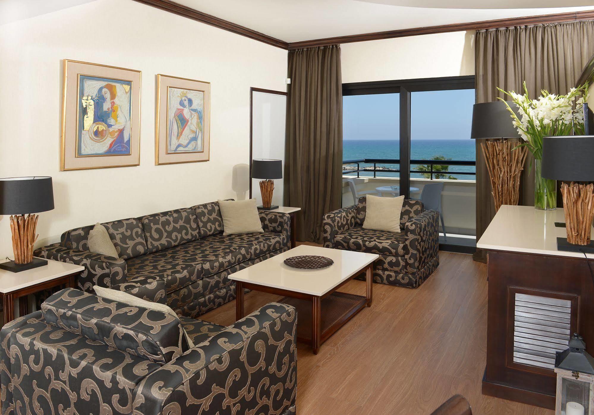 Palm Beach Hotel & Bungalows Lárnaka Eksteriør bilde