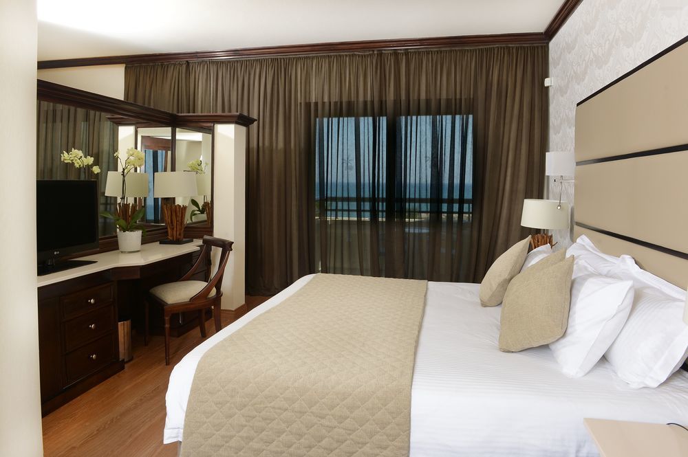 Palm Beach Hotel & Bungalows Lárnaka Eksteriør bilde