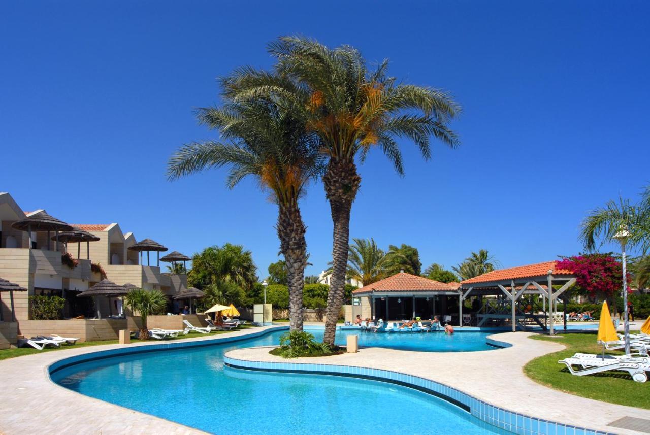 Palm Beach Hotel & Bungalows Lárnaka Rom bilde